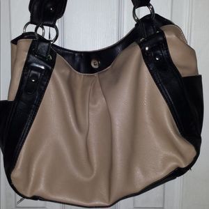 Kohl’s Apt 9 handbag - gently used